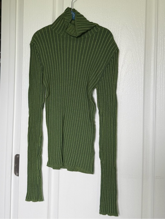 silence + noise Tops - Olive Ribbed Turtleneck Women's Sweater